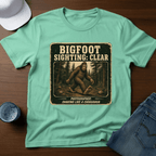 Bigfoot Sighting: Clear - Photographer: Shaking Like A Chihuahua T-Shirt - Deadpan Outdoors Co.